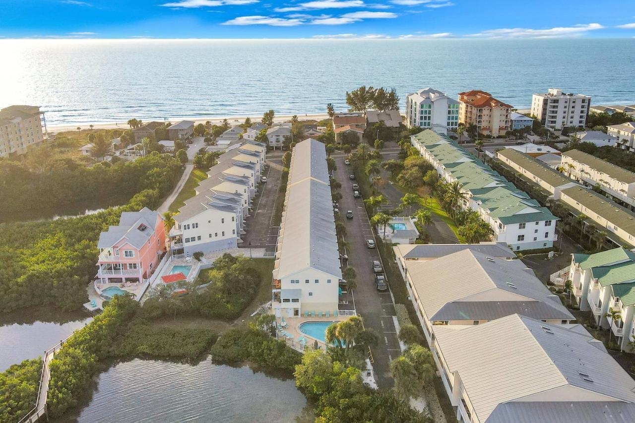 The Beach Escape Clearwater Beach Bagian luar foto