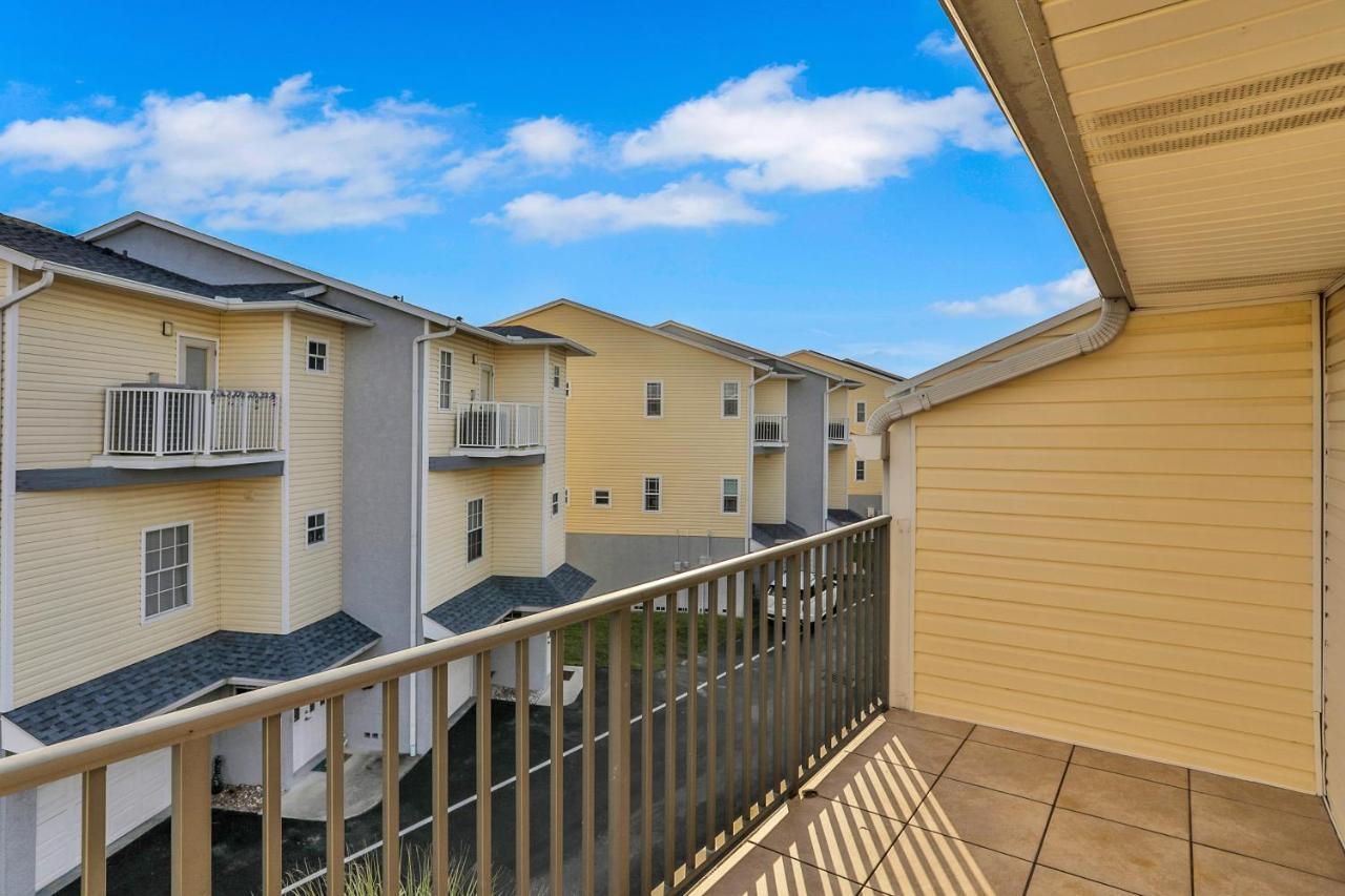 The Beach Escape Clearwater Beach Bagian luar foto